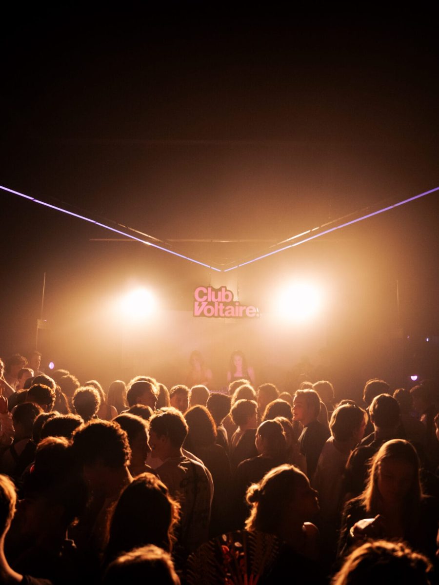 Voltaire - SHOTBYLIEKE -09437